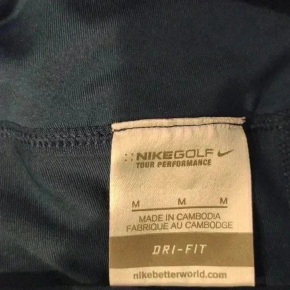 Women's Nike Golf Tour Performance skort size medium - Picture 3 of 5